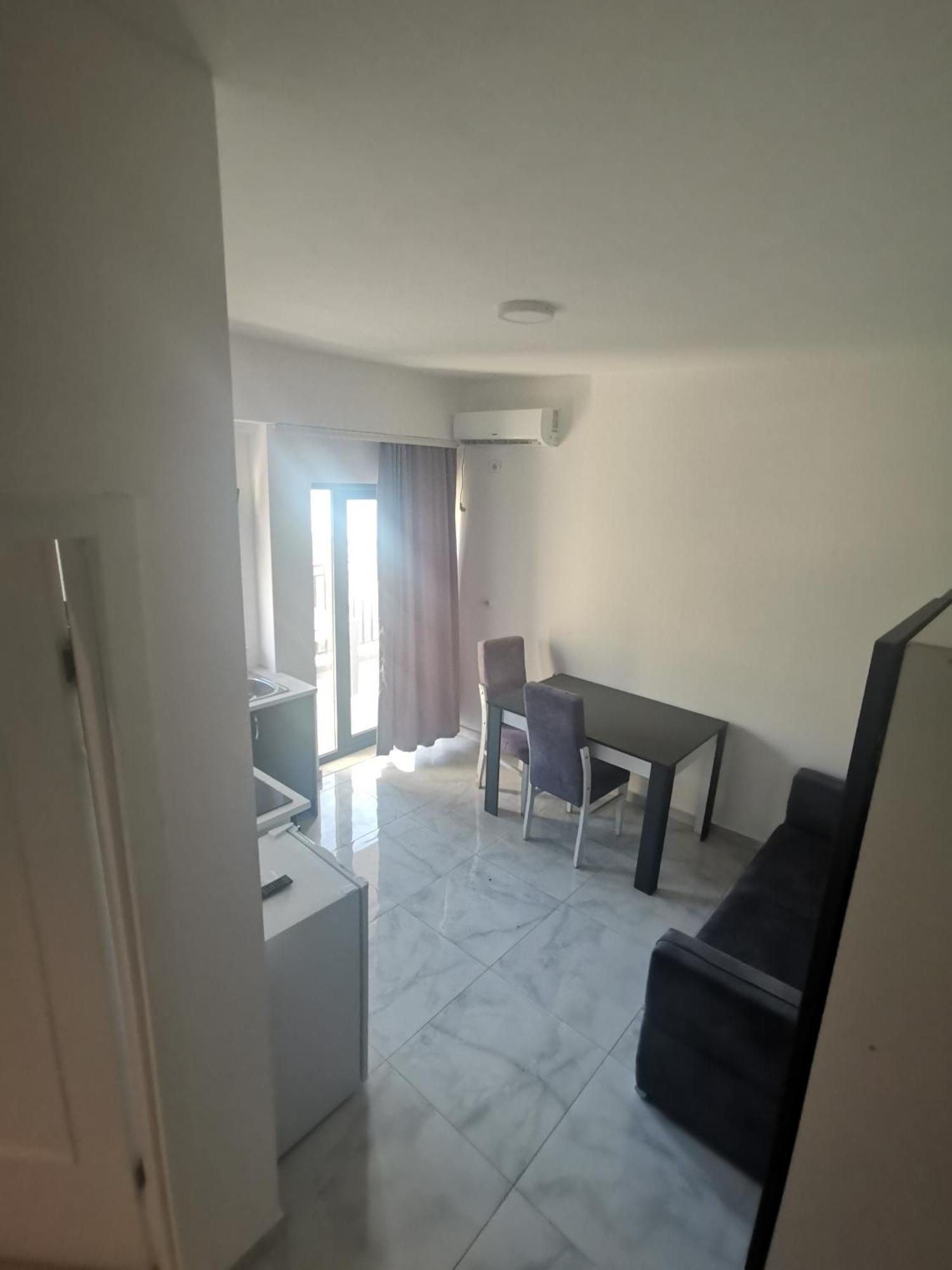 Davids Apartments Sarandë Esterno foto