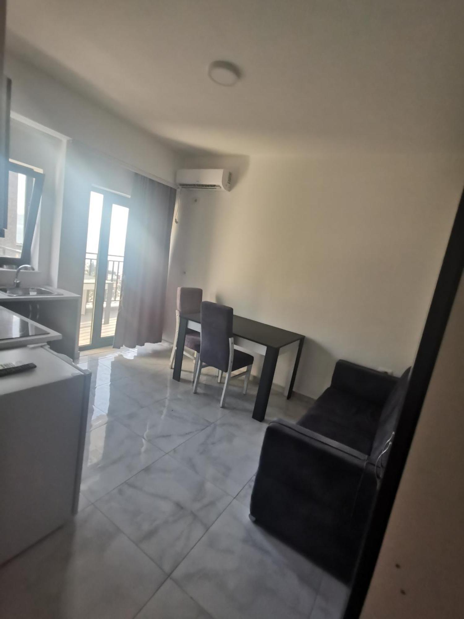 Davids Apartments Sarandë Esterno foto
